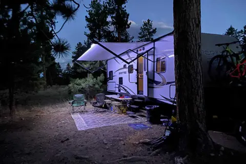 Sport trek Travel Trailer