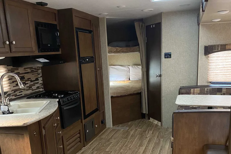 Sport trek Travel Trailer