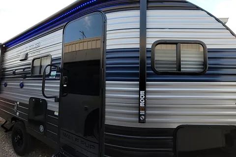 Dakota -Lee's Forest River 17JG Wolf Pup Travel Trailer