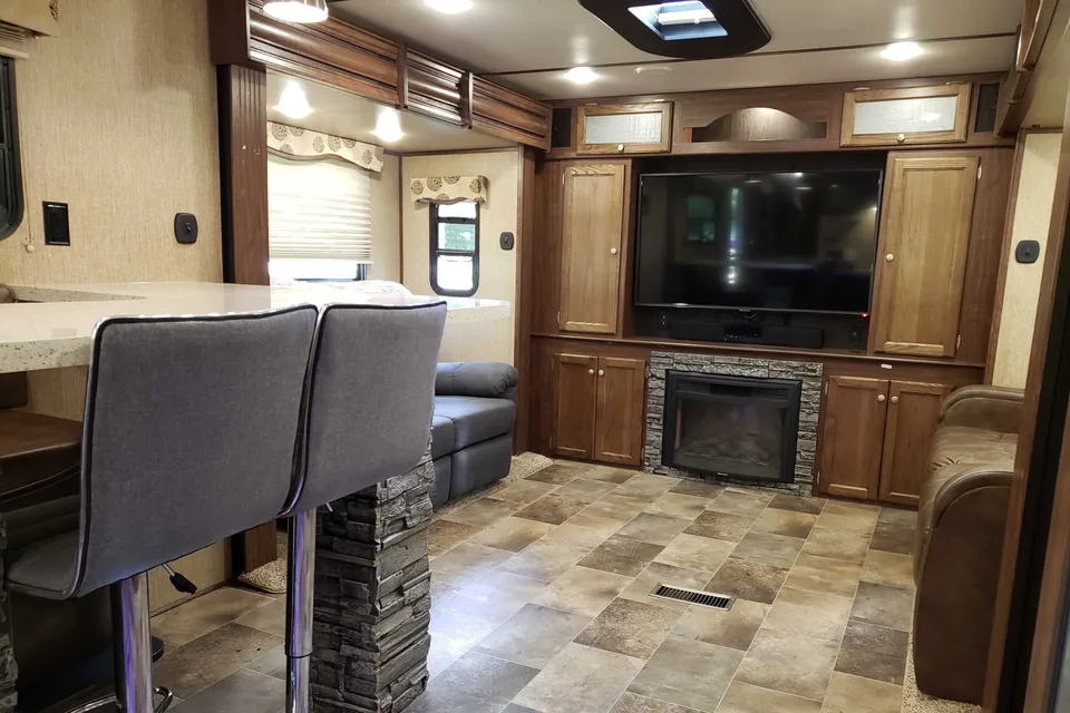 Alicia's Keystone Sprinter Travel Trailer