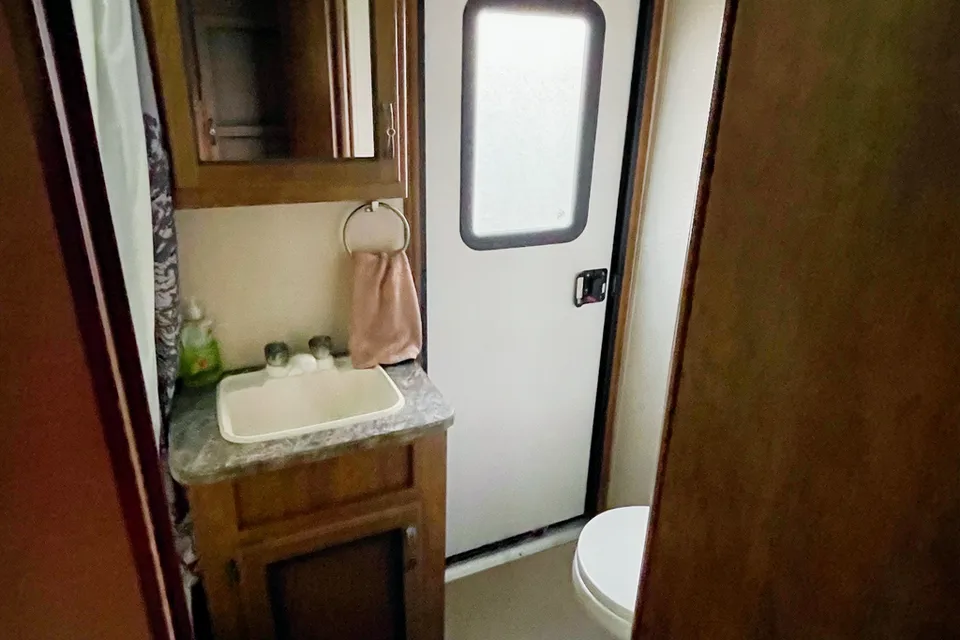 Steve & Candis Rezerve Fifth Wheel Bunkhouse