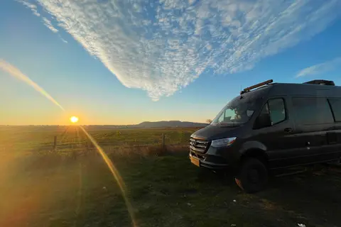 La Sunset Mercedes Sprinter 2022