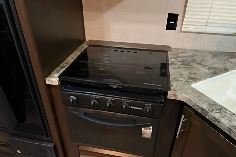 Forest River Cherokee Grey Wolf 29VT Travel Trailer