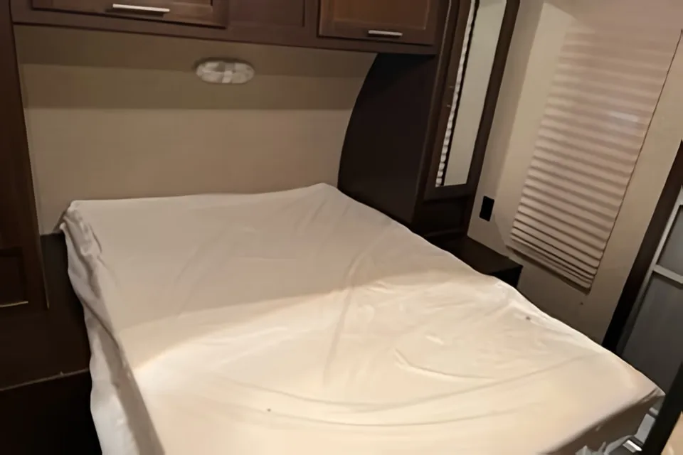 Forest River Cherokee Grey Wolf 29VT Travel Trailer