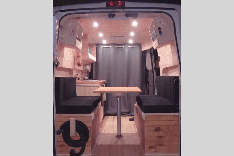 Marc-André's Nissan NV 2500 Class B