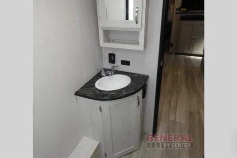 Richard’s trailer tracer