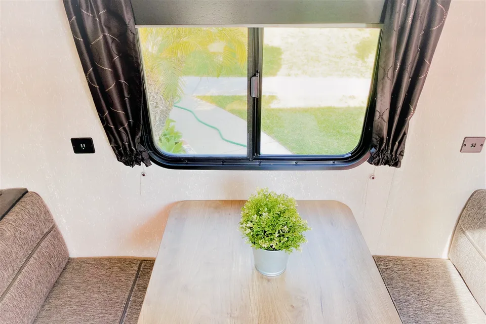 💙 BEST for RV Parks & Beach 💙 Easy To Tow 💙 Sleeps 5 💙