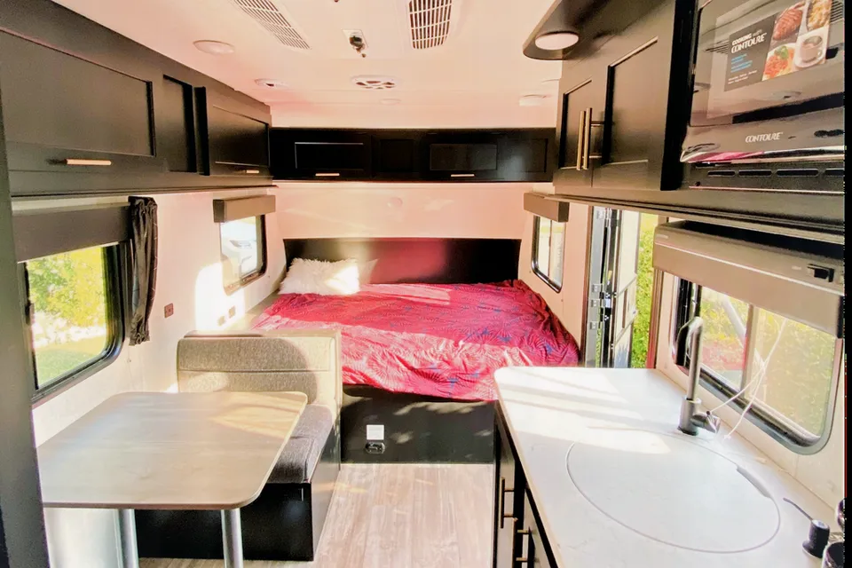 💙 BEST for RV Parks & Beach 💙 Easy To Tow 💙 Sleeps 5 💙