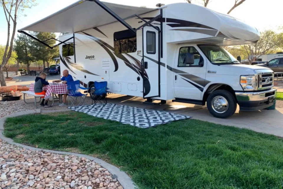 Todd's Jayco RedHawk Class C