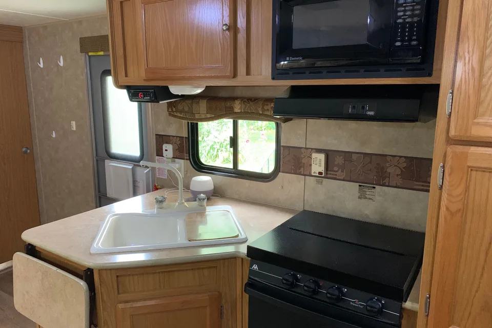 Tristan's Skyline Nomad Travel Trailer