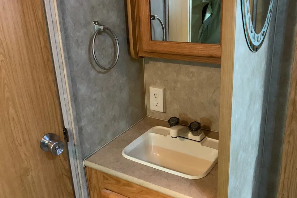 Tristan's Skyline Nomad Travel Trailer