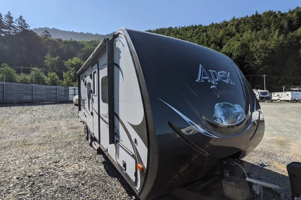 APEX 23.5 TRAVEL