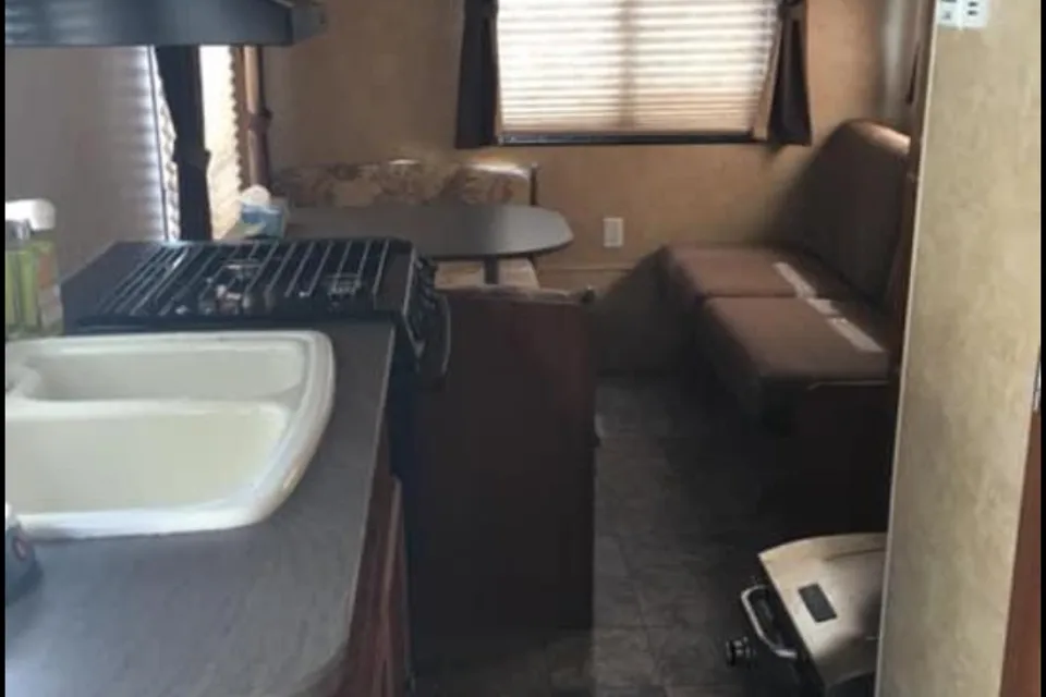  Jayco Swift Travel Trailer