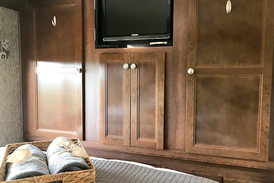 The BEST Local Class C RV for San Diego Camping!  