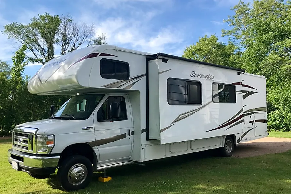 The BEST Local Class C RV for San Diego Camping!  
