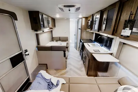 Gustavo's Forest River 241QBXL Travel Trailer 2020
