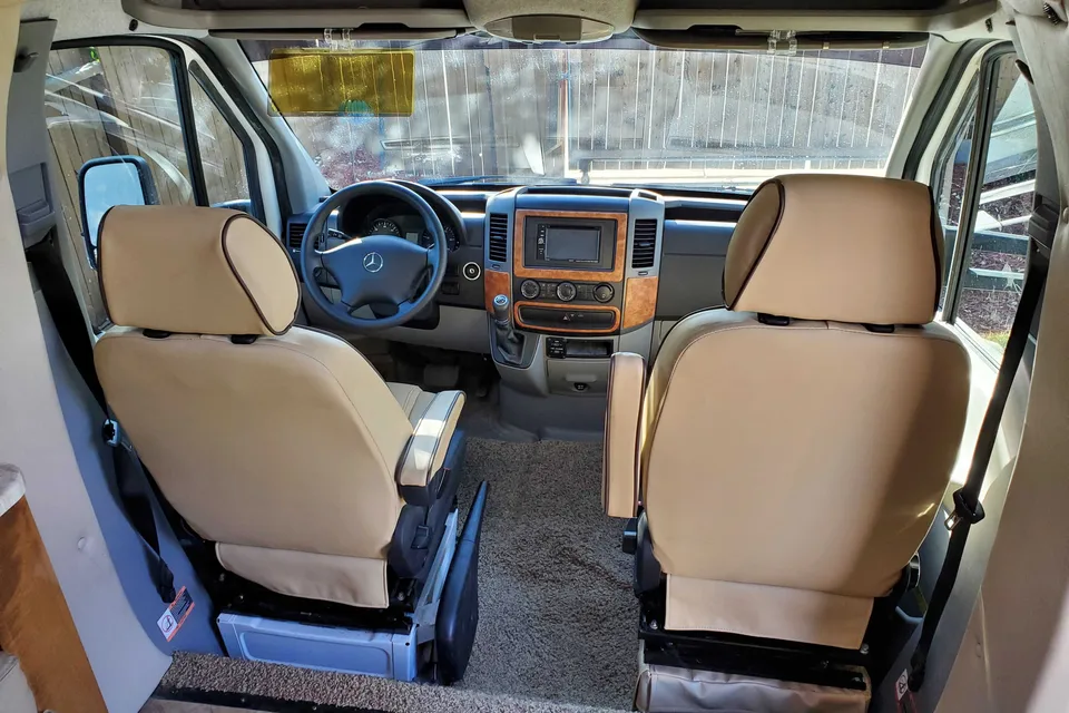 Marco & Gina's Luxury Mercedes-Benz RV Rental (Diesel) 