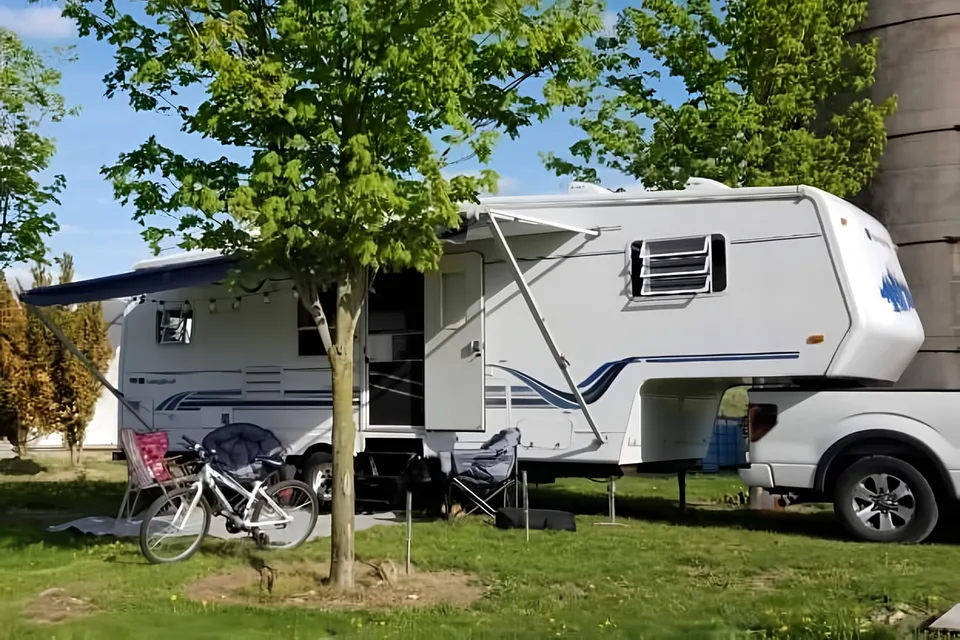 Delivered! Sunnybrook Fifth Wheel