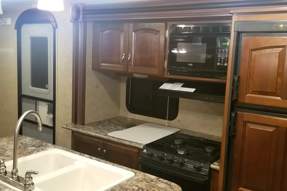 Lucas's Forest River Tracer Ultra Lite Touring Travel Trailer