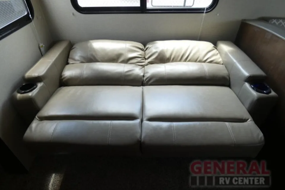 Sun Prime Time Avenger ATI Travel Trailer