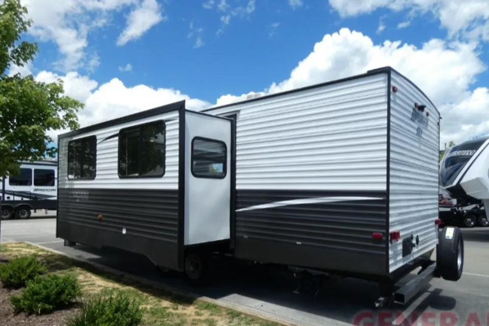 Sun Prime Time Avenger ATI Travel Trailer