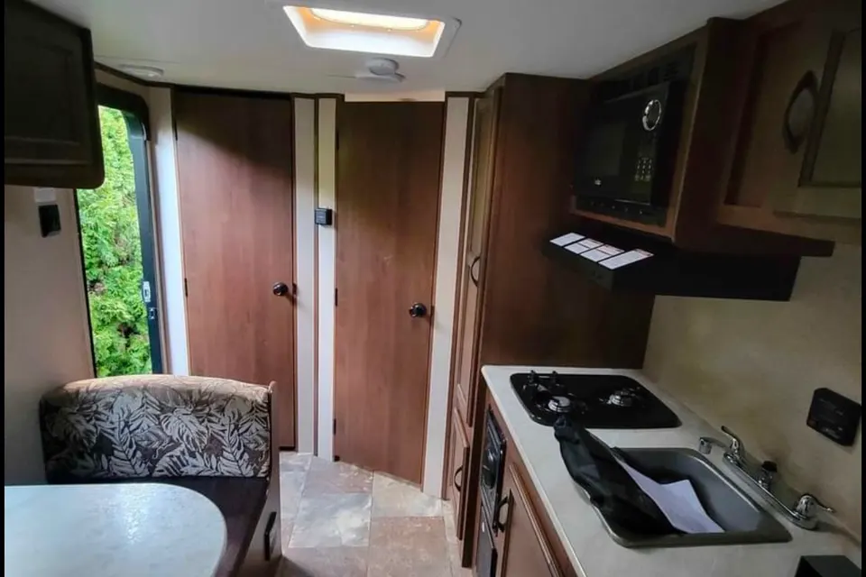 Kevin’s Jayco jay flight Baja Lite Travel Trailer