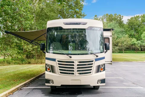 RV Francis - One of the best Class A RV's you are likely to find