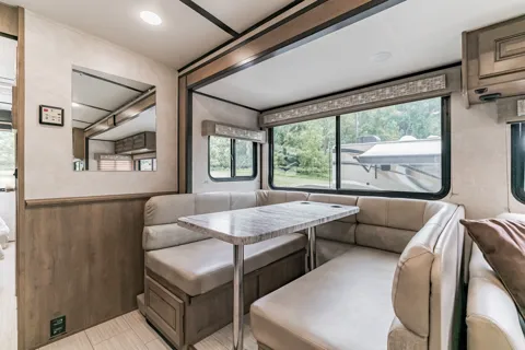 RV Francis - One of the best Class A RV's you are likely to find