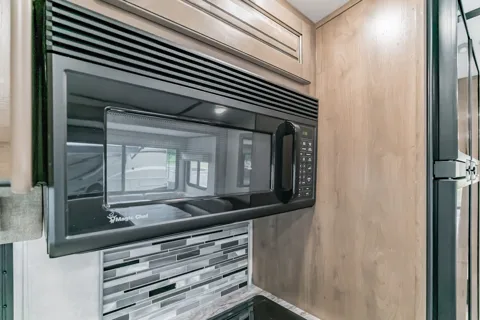 RV Francis - One of the best Class A RV's you are likely to find