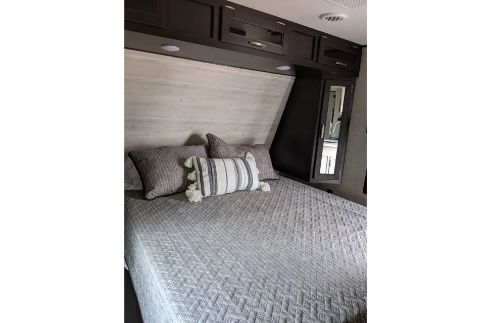Jayco Jay Flight Bunkhouse  32BHDS Travel Trailer