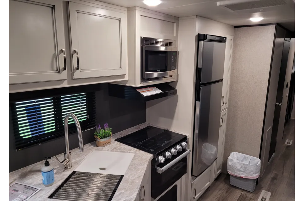 Jayco Jay Flight Bunkhouse  32BHDS Travel Trailer