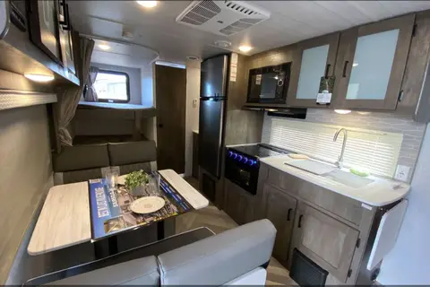 The G Family's Forest River Salem Cruise Lite 19DB XL Travel Trailer