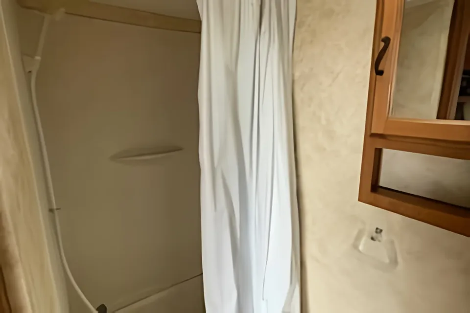 Kyle's Coachmen Apex Travel Trailer