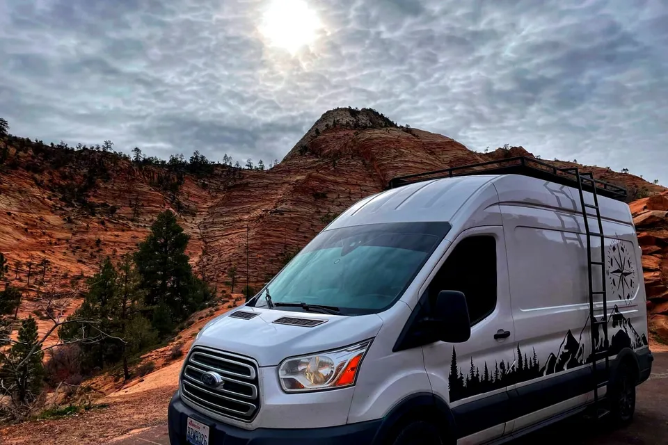 Leroy - Professionally Converted Campervan
