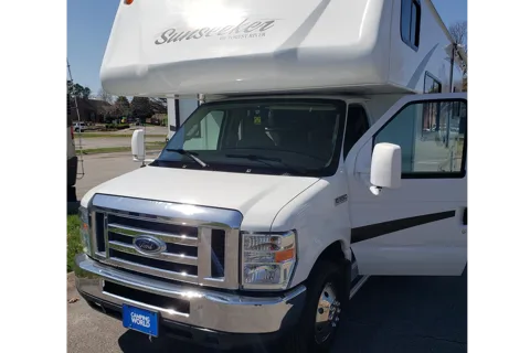 Class C 24' Forest River Sunseeker-2014