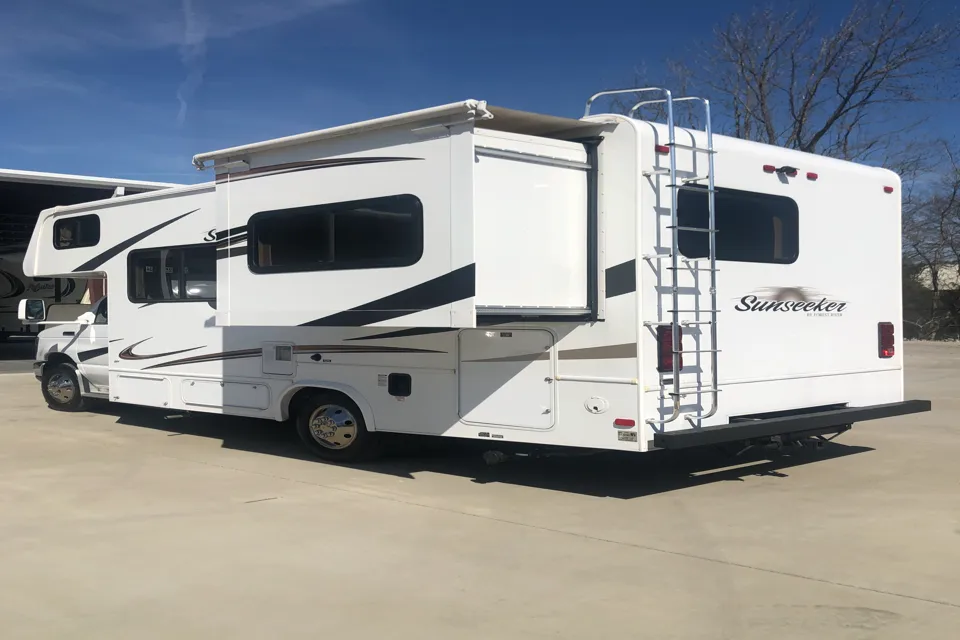 Class C 24' Forest River Sunseeker-2014
