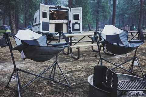 "The Family Vandalorian" Hymer Aktiv 2.0 w/ LOFT