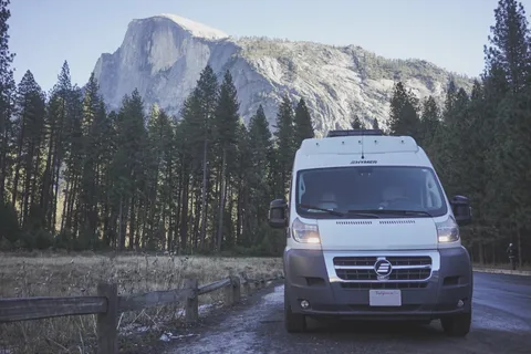 "The Family Vandalorian" Hymer Aktiv 2.0 w/ LOFT