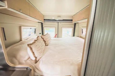 "The Family Vandalorian" Hymer Aktiv 2.0 w/ LOFT