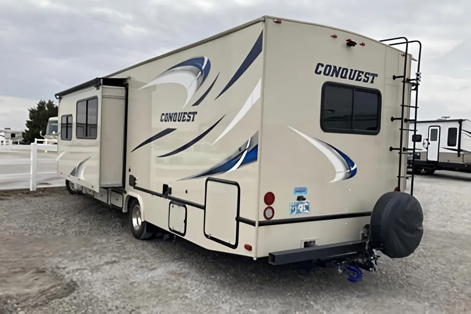 The Juby's GulfStream Class C Fun Wagon!