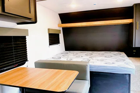 2022 Springdale RV Trailer Family & Couple Friendly
