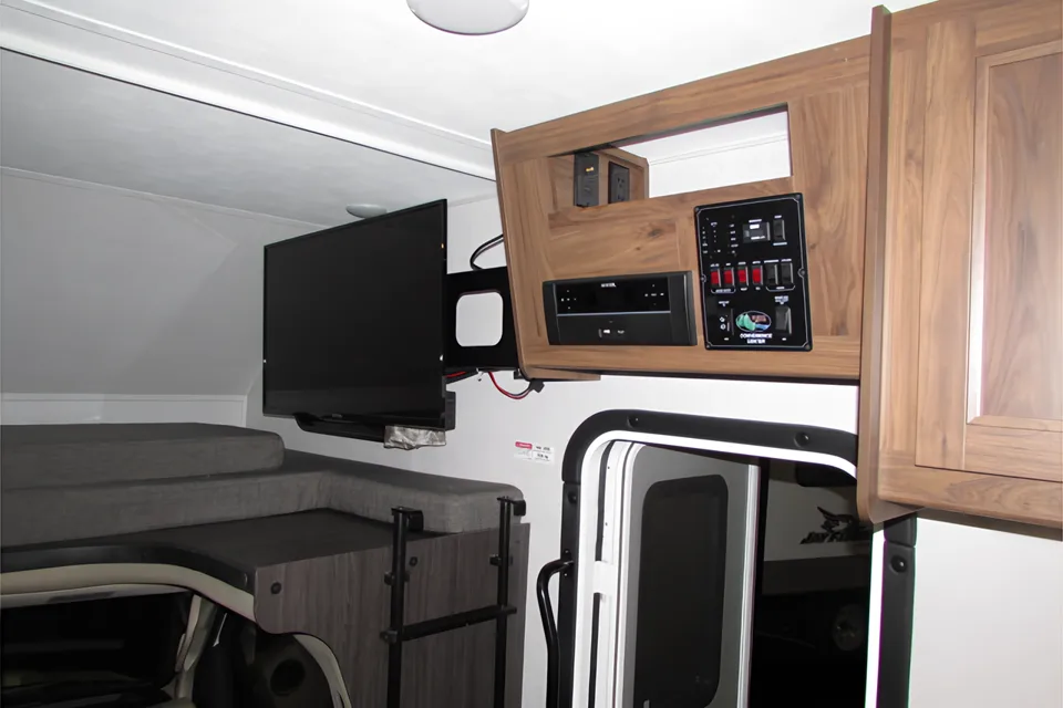 BW's Forest River Sunseeker Class C