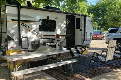 Lorant's Lightweight GeoPro (2021) is the perfect getaway home