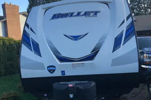 Rubie's Keystone Bullet 277BHS  Travel Trailer