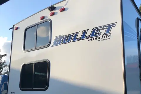 Rubie's Keystone Bullet 277BHS  Travel Trailer