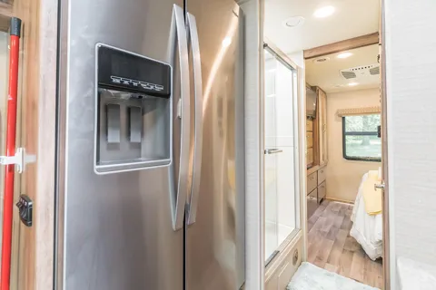 RV Pennie- 2019 Jayco Precept 31 UL