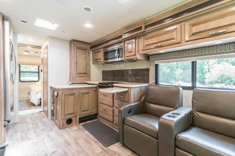 RV Pennie- 2019 Jayco Precept 31 UL