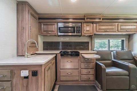 RV Pennie- 2019 Jayco Precept 31 UL