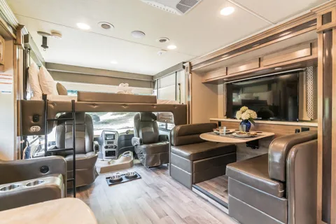 RV Pennie- 2019 Jayco Precept 31 UL