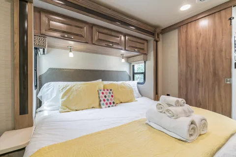RV Pennie- 2019 Jayco Precept 31 UL